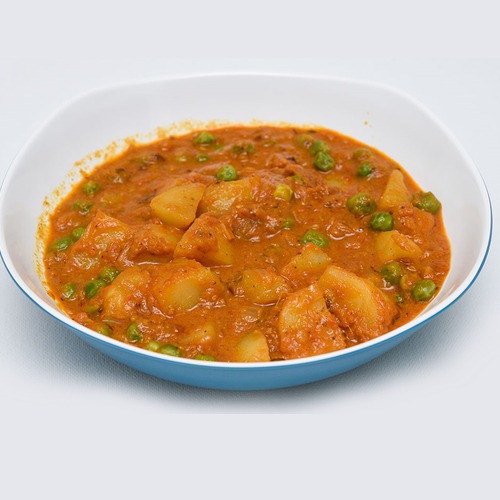 https://www.yudisjhatpatcooking.com/Aloo Matar with Red Gravy